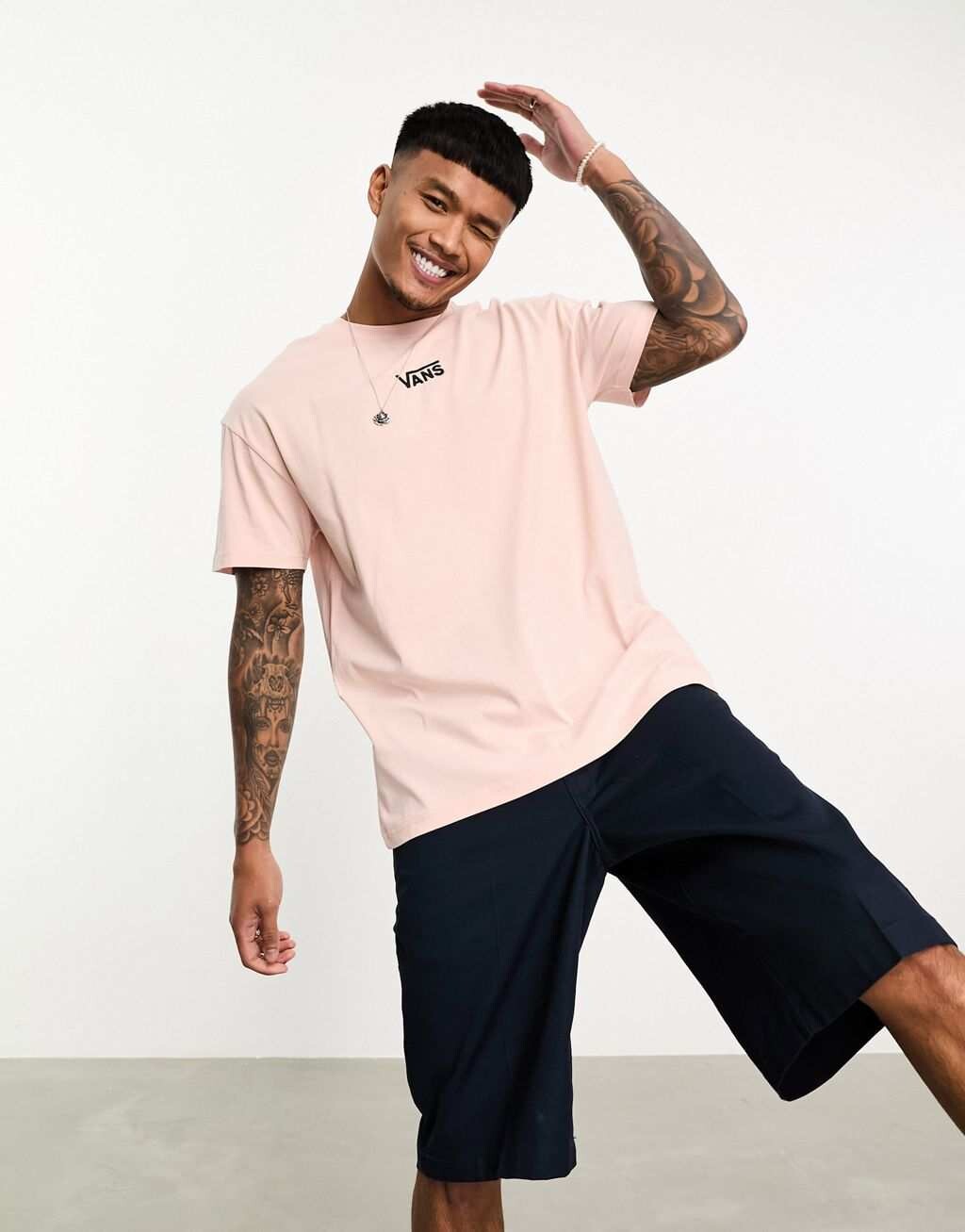 

Розовая футболка оверсайз с логотипом Vans Central, Розовый