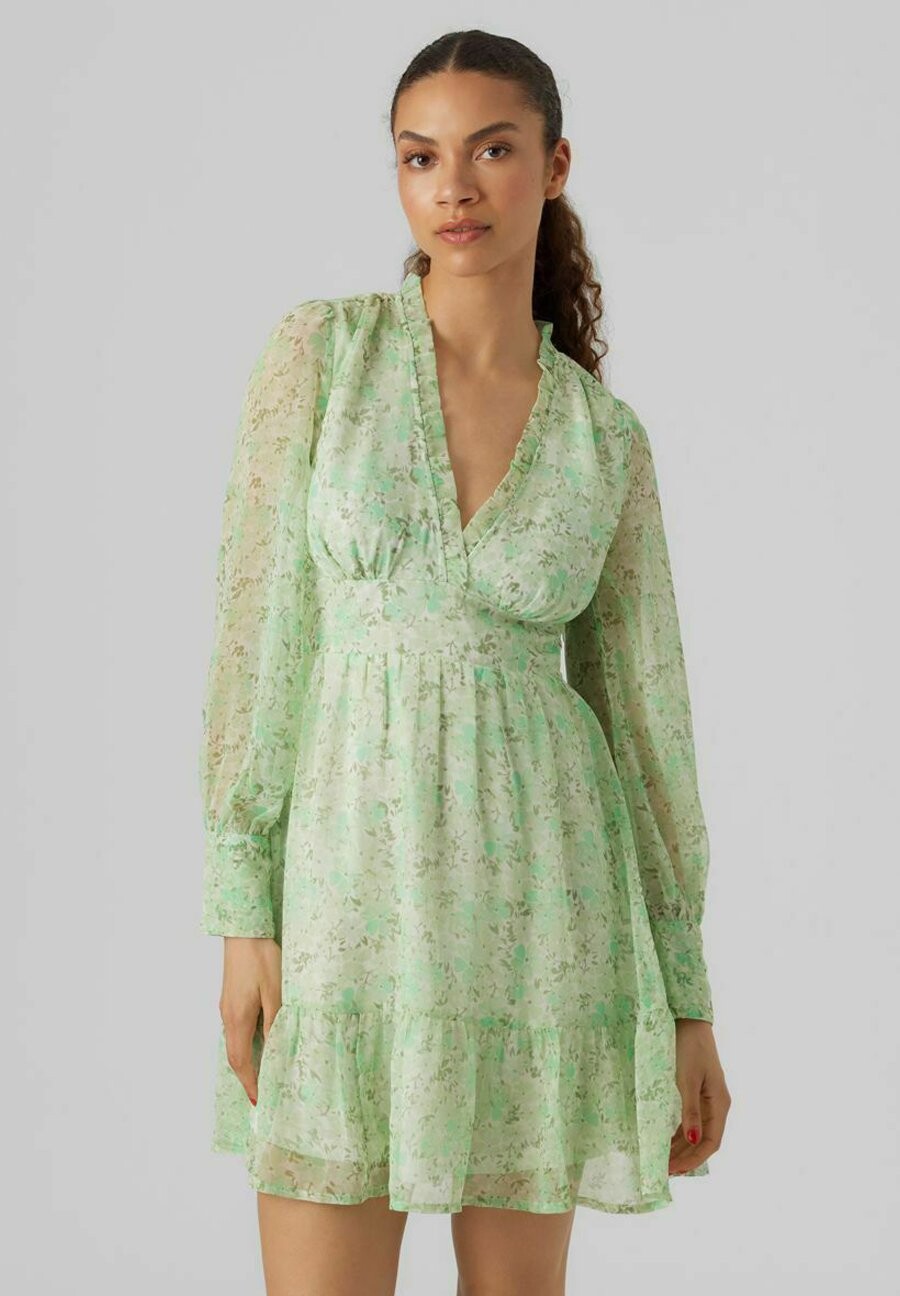 

Летнее платье Vero Moda, светло-зеленый