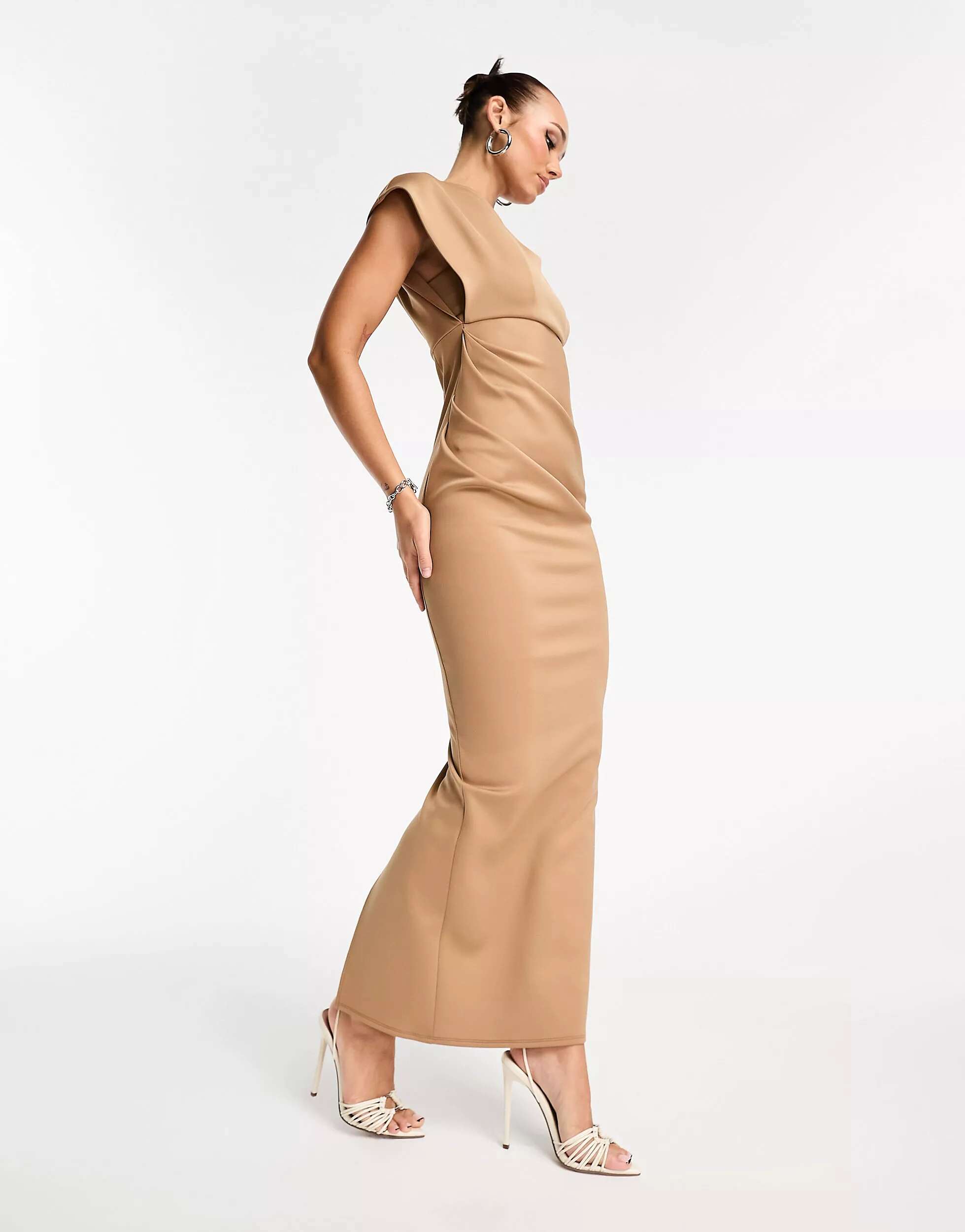 Светло-коричневое асимметричное платье макси с высоким воротником ASOS