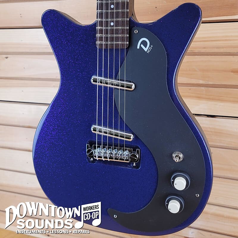 

Электрогитара Danelectro Blackout 59 - Purple Metalflake