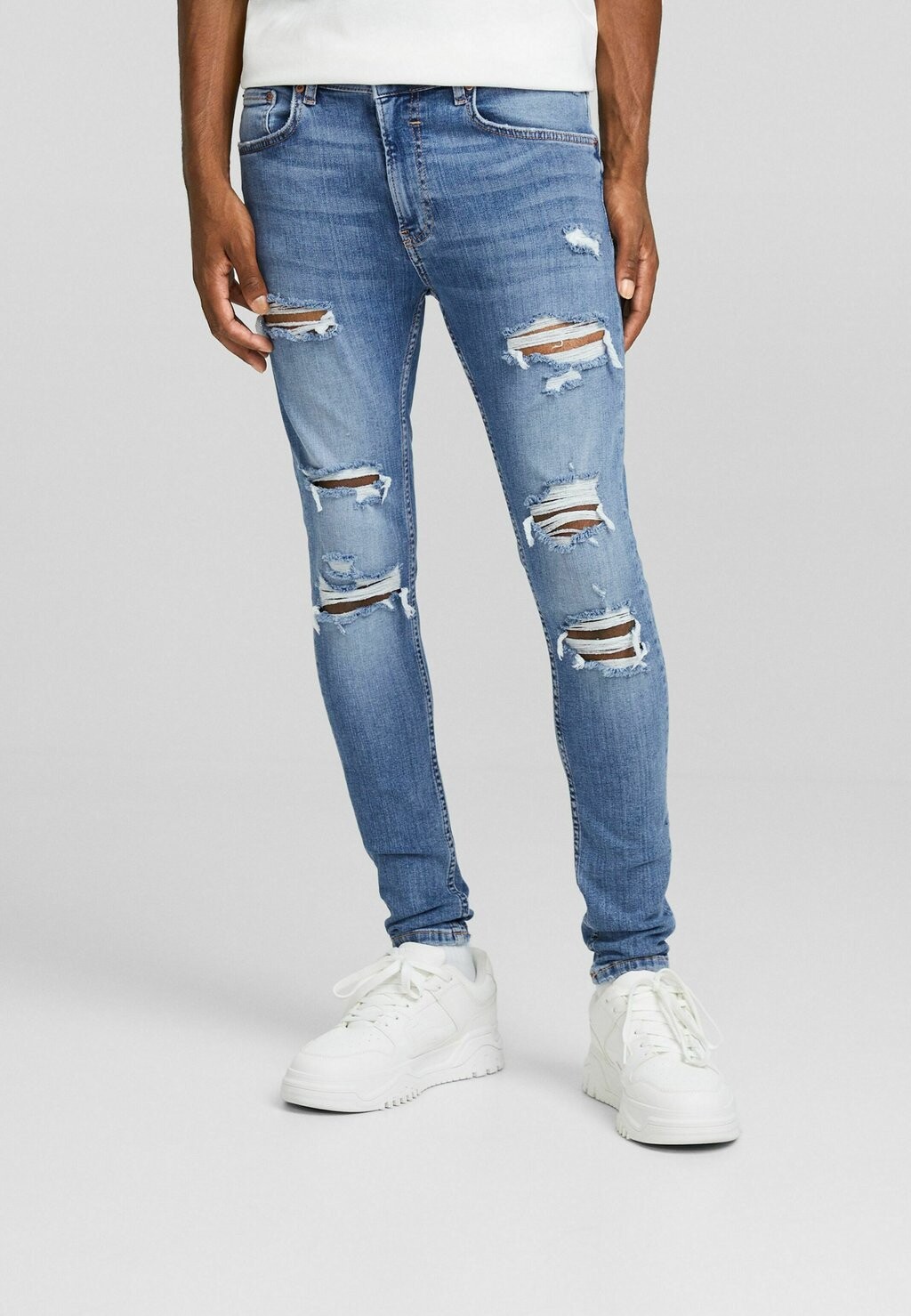 

Джинсы скинни Bershka