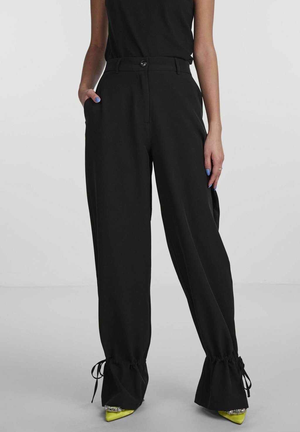 

Брюки STRAIGHT LEG PCSILLE Pieces, черный