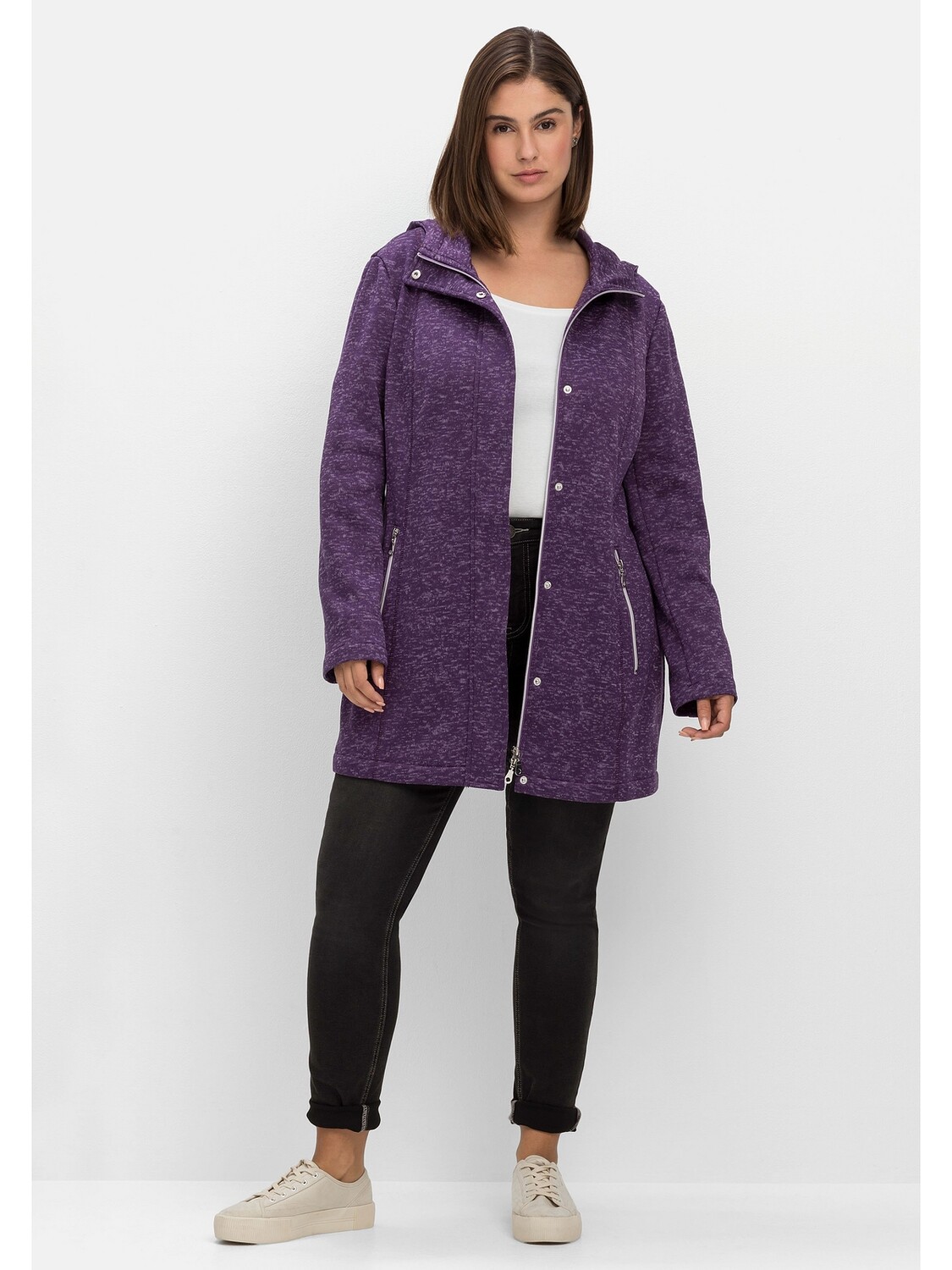 

Куртка sheego Kapuzenjacke, цвет lavendel meliert