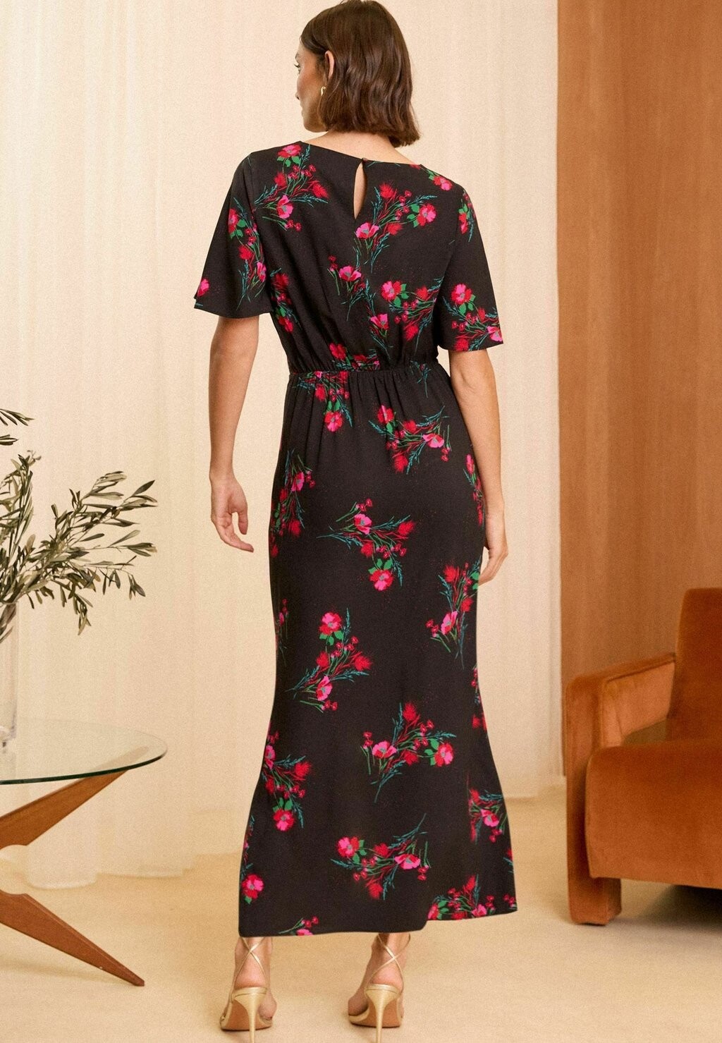 

Платье макси REGULAR FIT Love & Roses, черный