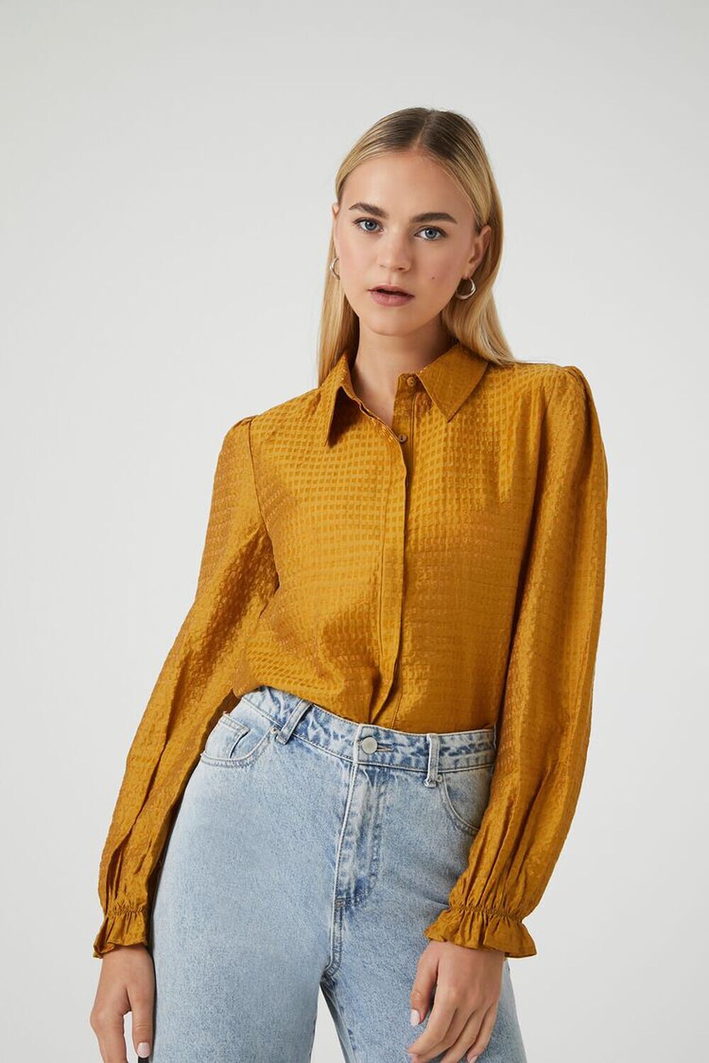

Текстурированная рубашка с оборками Forever 21, золотой