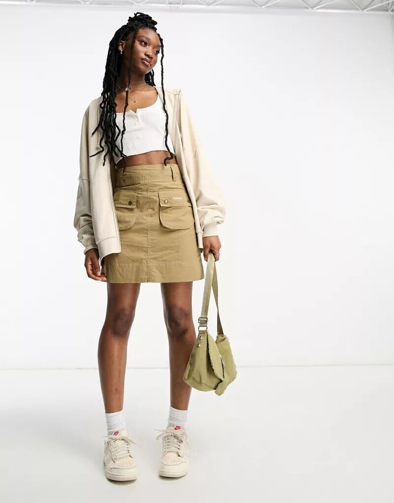

Легкая вощеная мини-юбка золотистого цвета хаки Barbour x ASOS