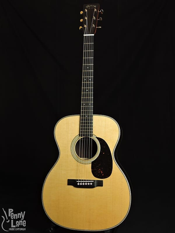 

Акустическая гитара Martin 000-28 Modern Deluxe Acoustic OOO Guitar with Case