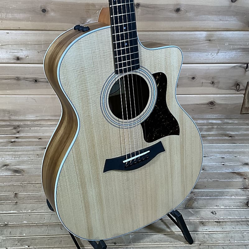 Акустическая гитара Taylor 214ce-K Acoustic Guitar - Natural акустическая гитара taylor ts bt taylor swift acoustic guitar natural sitka spruce