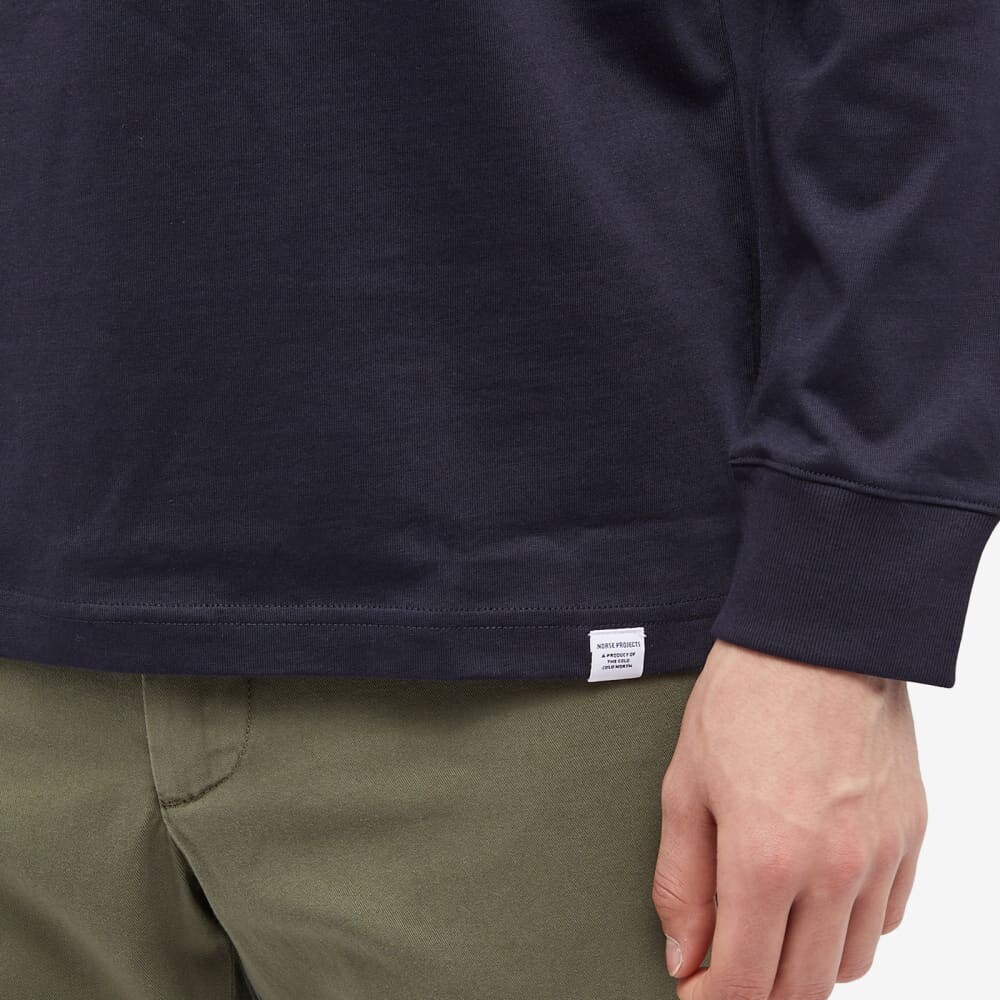 

Футболка с длинными рукавами и стандартным карманом Norse Projects