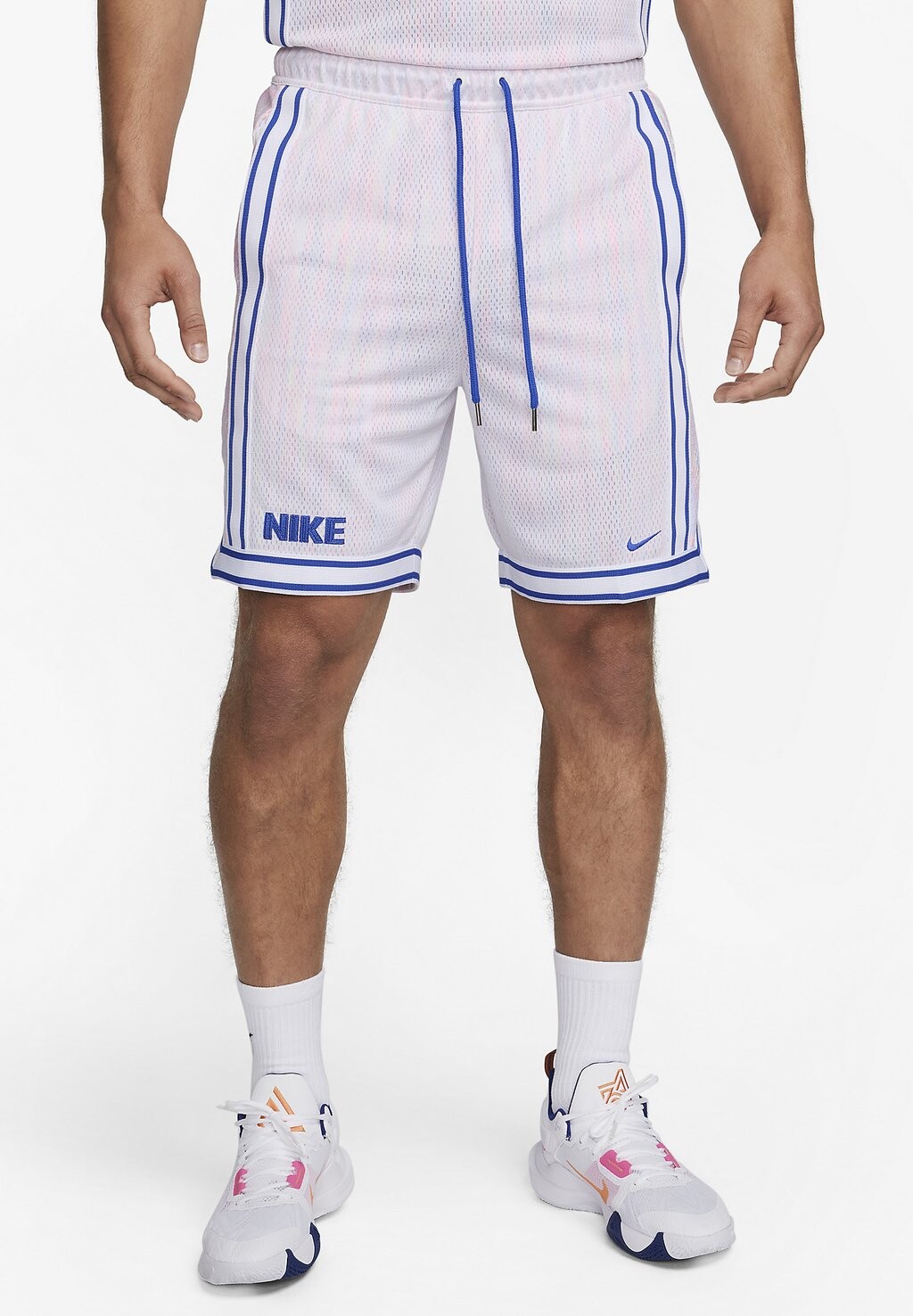 

Спортивные шорты Nike