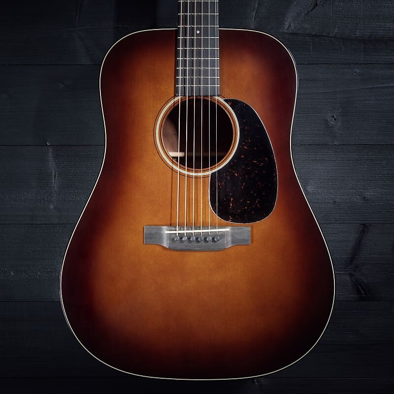

Акустическая гитара Martin Custom Shop D-18 Authentic 1937 Ambertone Stage 1 Aging Acoustic Guitar