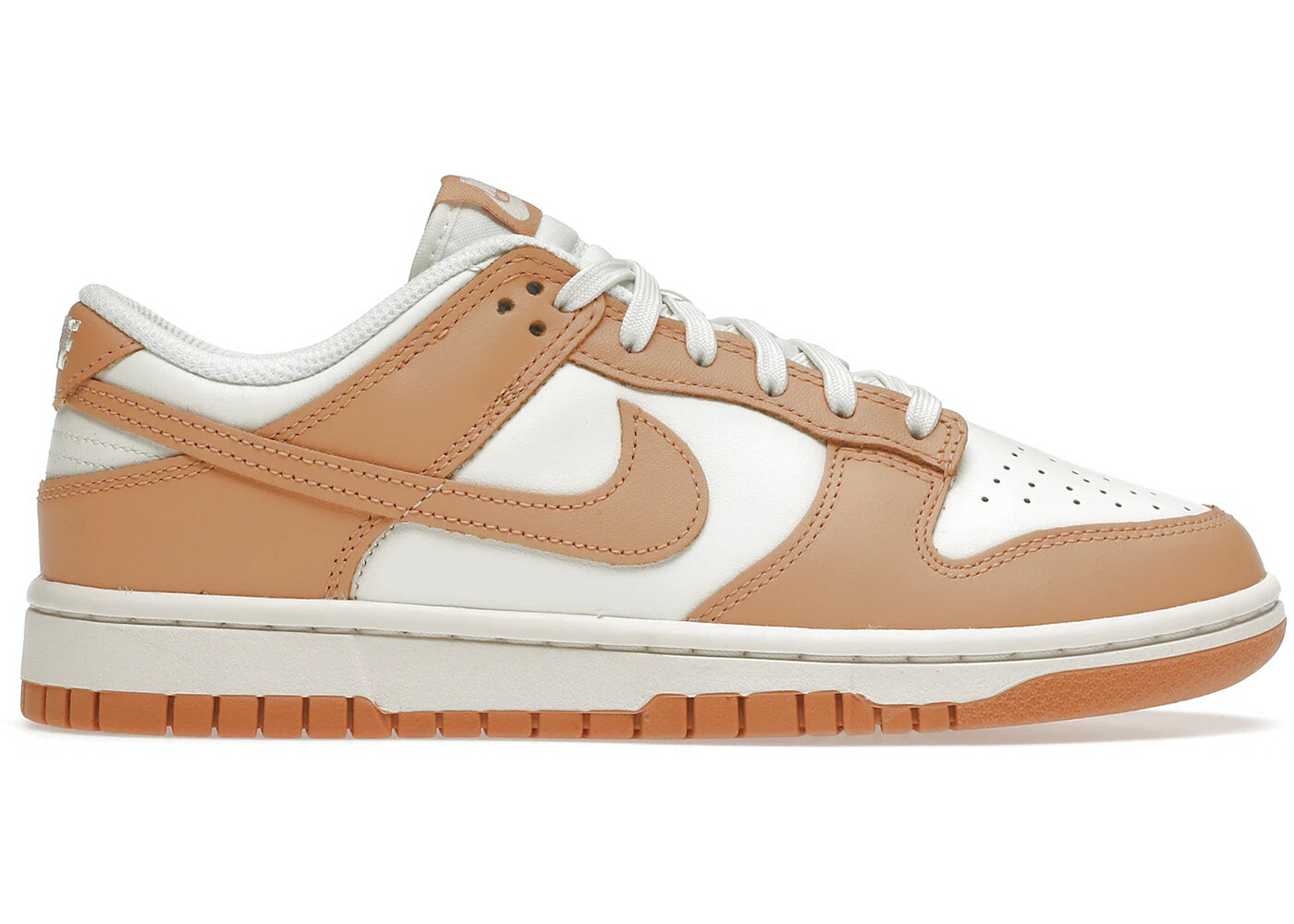 

Кроссовки Nike Dunk Low, белый / персиковый