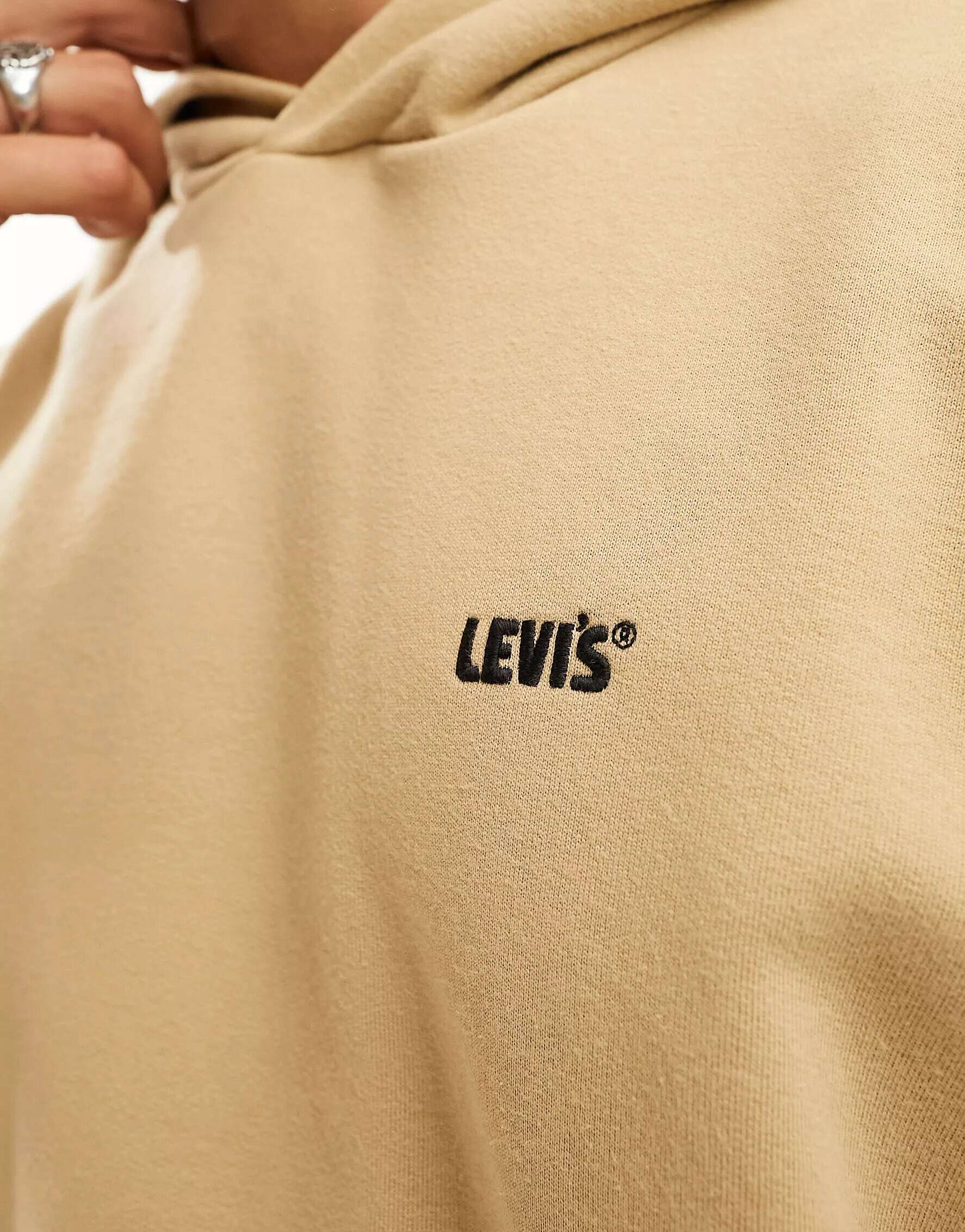 Светло-коричневая худи Levi's с маленьким логотипом