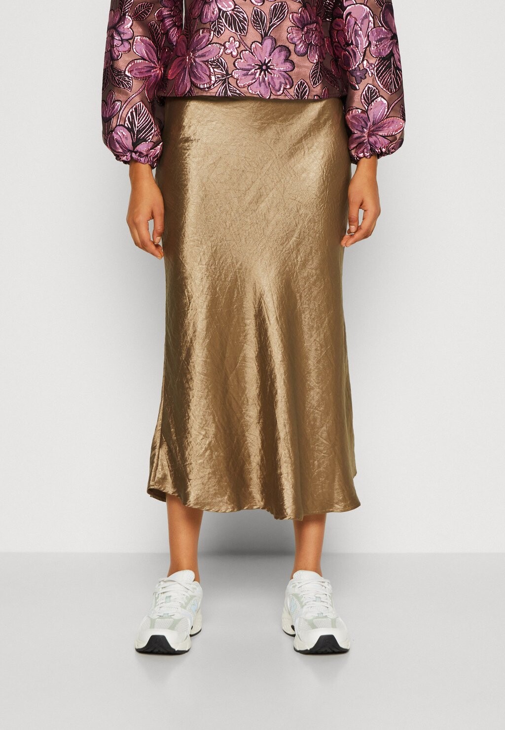 

Юбка Selected Femme LENA HW MIDI, цвет gold colour