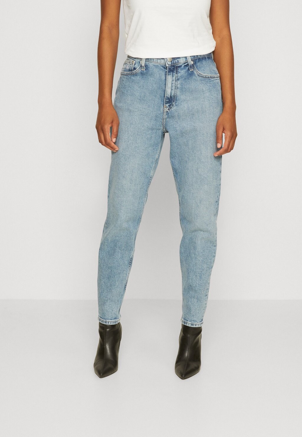 

Джинсы свободного кроя Calvin Klein Jeans