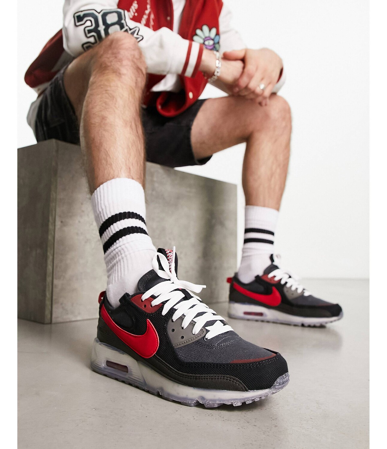 

Кроссовки Nike Air Max Terrascape 90 черного и красного цветов, Черный