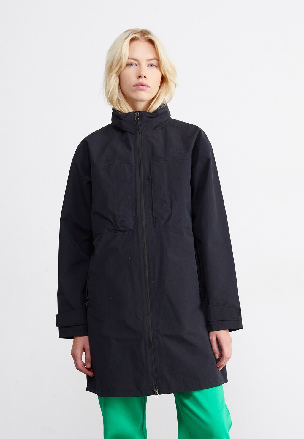 

Короткое пальто TECH TRENCH The North Face, цвет black