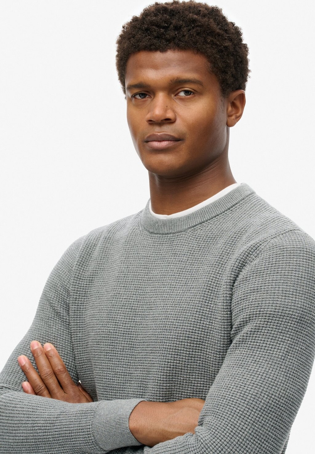 

Джемпер TEXTURED CREW Superdry, серый