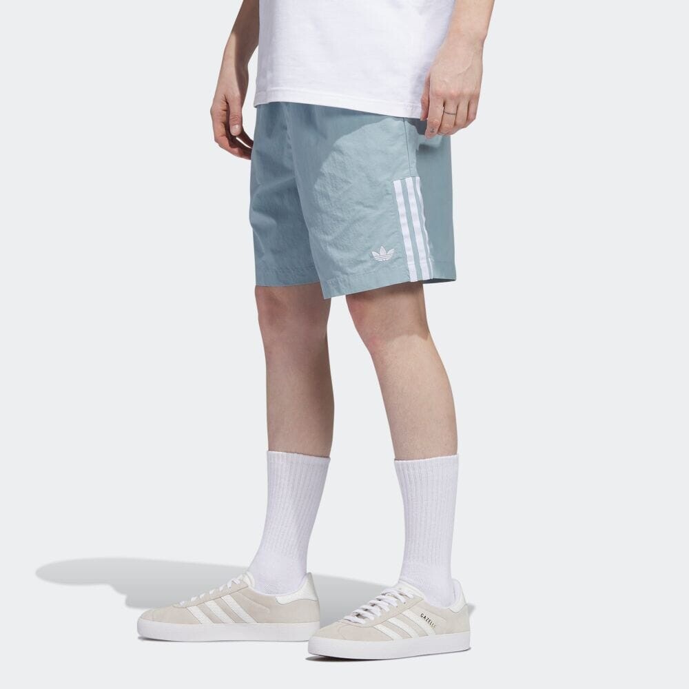 

Шорты Adidas HS3017, серый