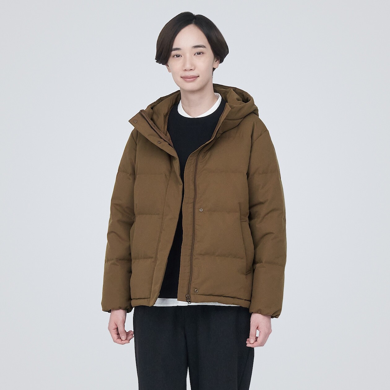 

Водоотталкивающий пуховик с капюшоном MUJI, темно-бежевый