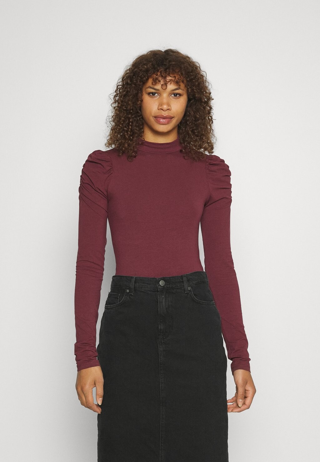 

Футболка с длинными рукавами Onlzayla Puff Body ONLY Tall, цвет tawny port