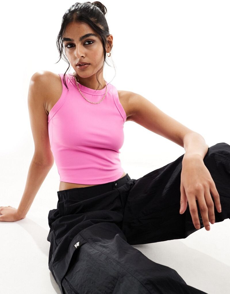 

Розовый укороченный топ без рукавов Nike One Training Dri-FIT Nike