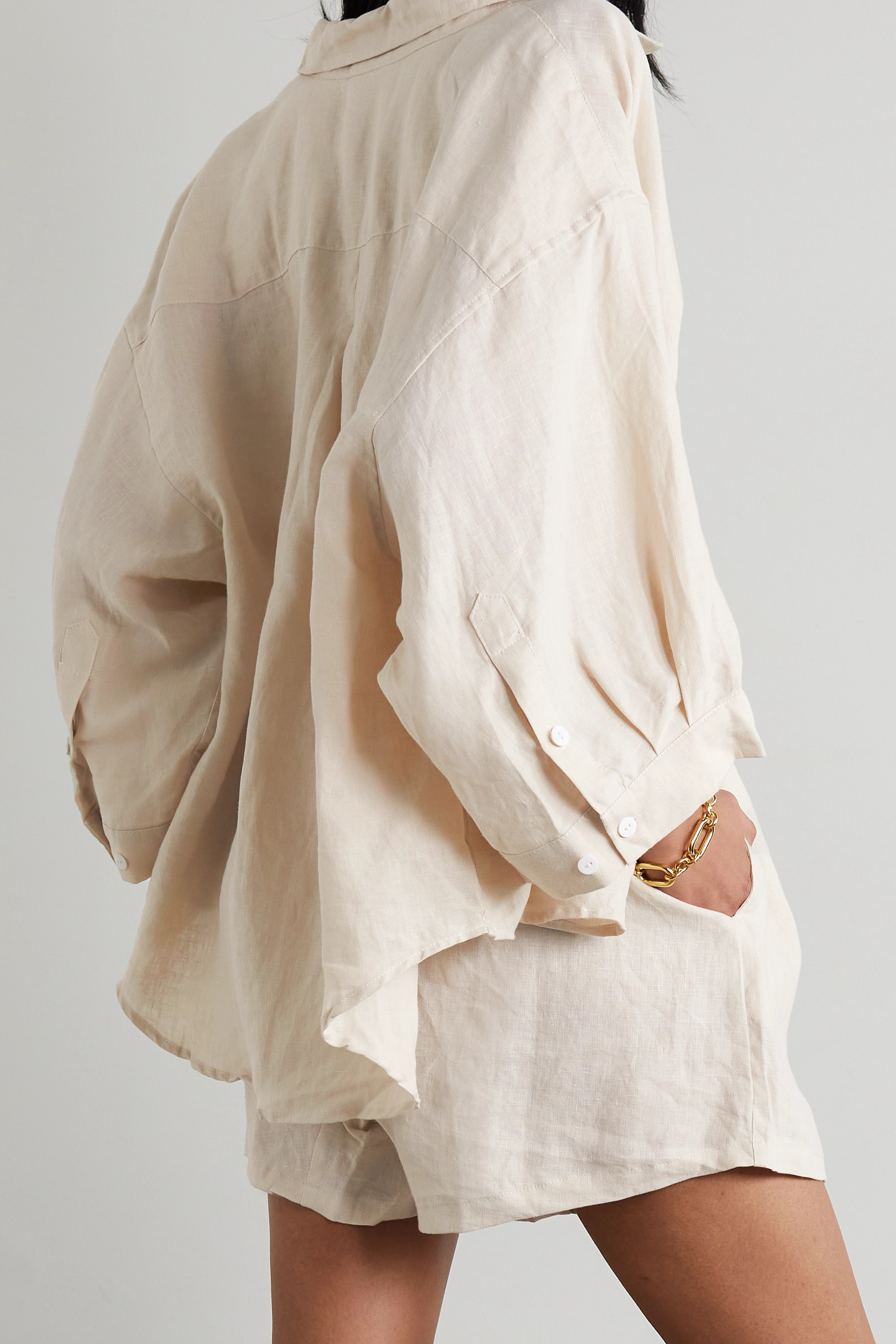 DEIJI STUDIOS + NET SUSTAIN Комплект из рубашки и шорт из стираного льна 03, кремовый пижама deiji studios off centre tie linen set белый
