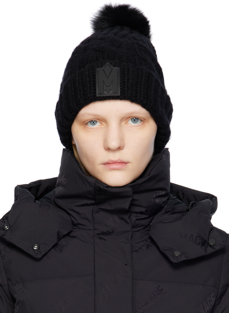 

Черная шапка Нина Mackage
