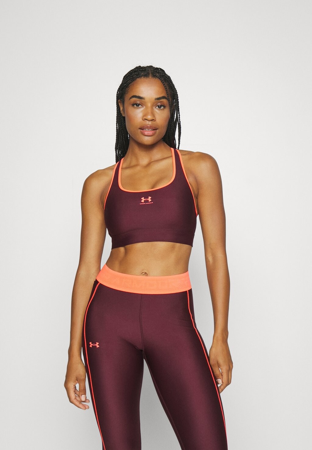 

Спортивный бюстгальтер со средней поддержкой Under Armour