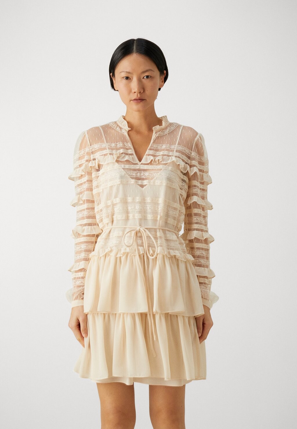 

Элегантное платье Dress TWINSET, слоновая кость
