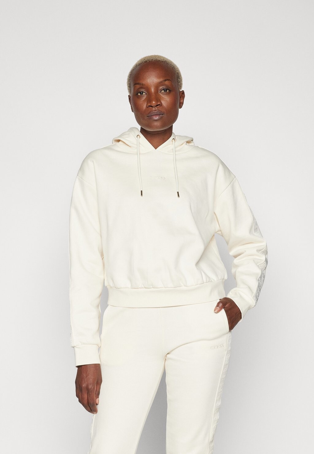 

Толстовка с капюшоном STACIE HOODED Guess, белый