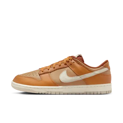 

Кроссовки Nike Dunk Low Retro SE, цвет Monarch/Flax/Dark Russet/Light Orewood Brown