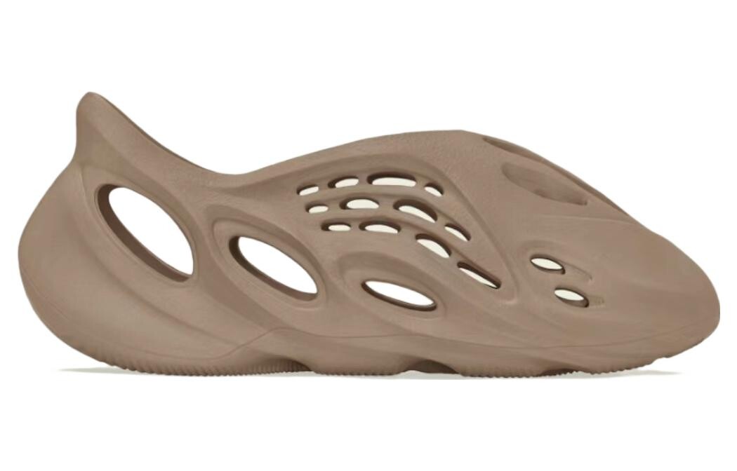 

Сланцы Adidas Originals Yeezy Foam RNR Clay Taupe