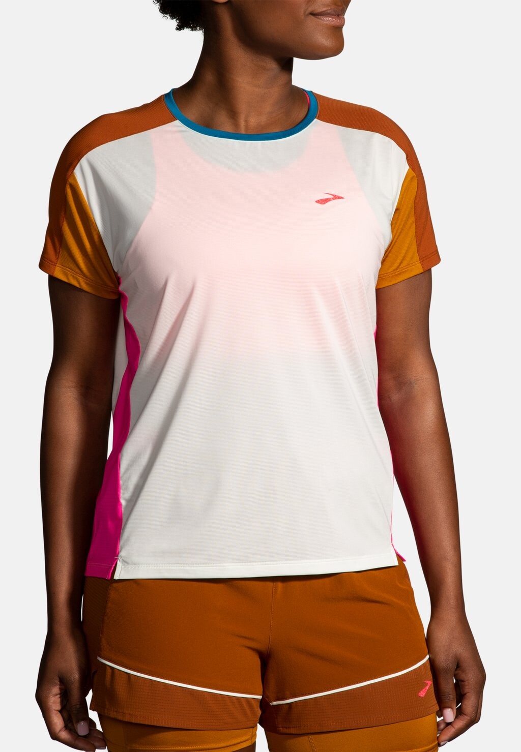 

Базовая футболка Brooks