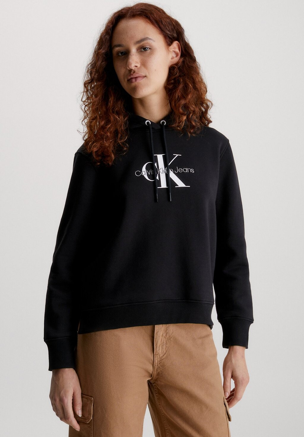

Толстовка АРХИВАЛЬНАЯ ХУДИ МОНОЛОГ Calvin Klein Jeans, ck черный