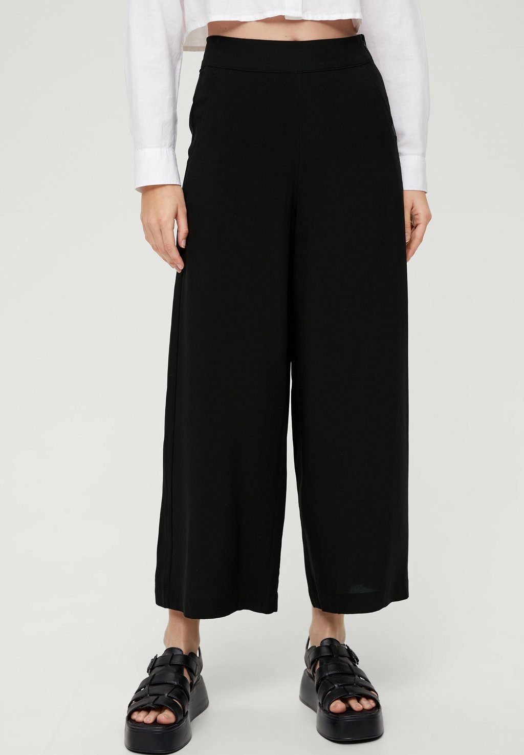 Брюки CULOTTE QS, цвет schwarz