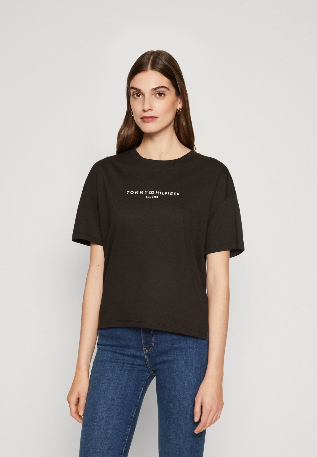 

Футболка с принтом RELAXED Tommy Hilfiger, черный