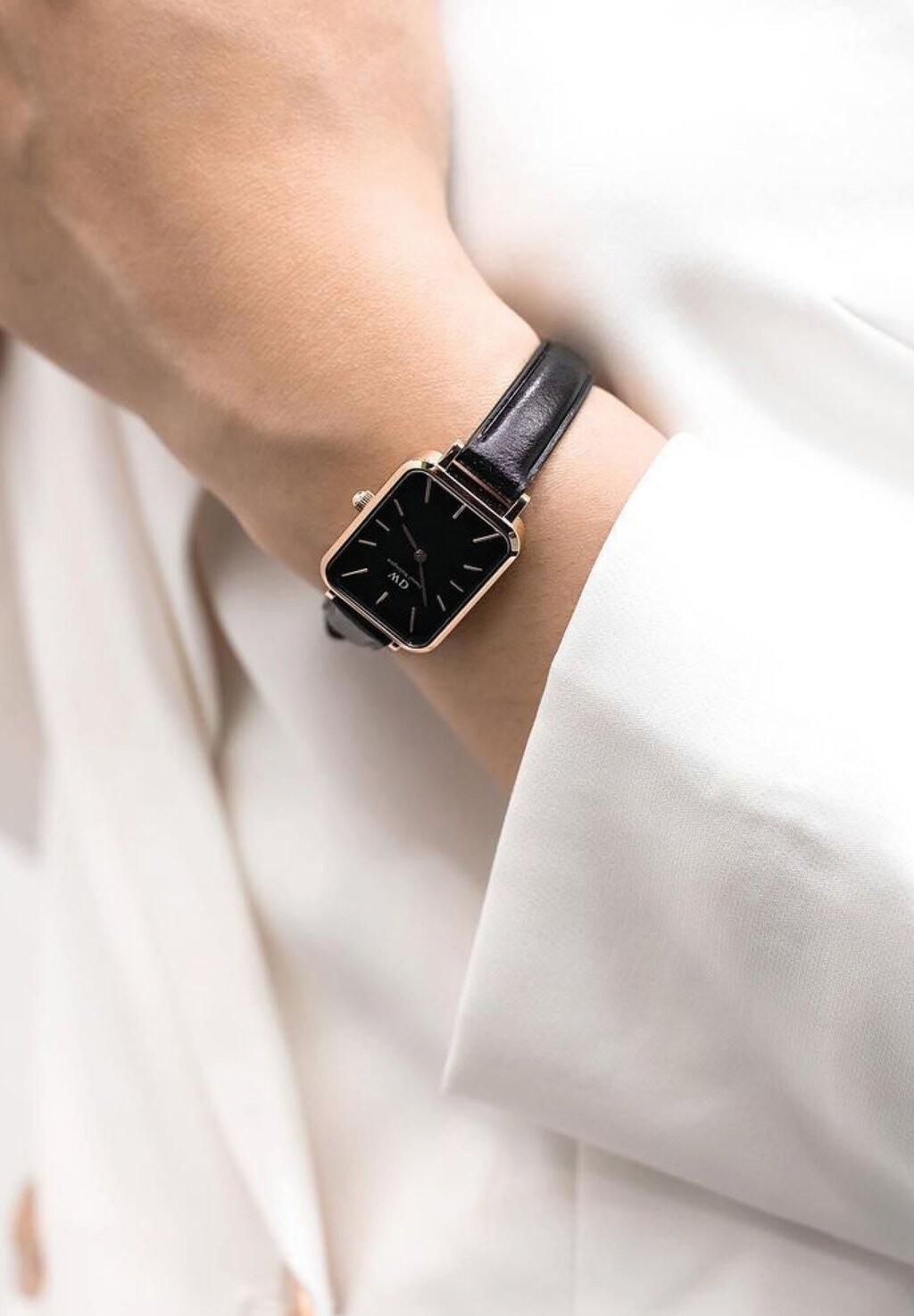 

Часы Quadro Pressed Sheffield Daniel Wellington, цвет rose gold-coloured