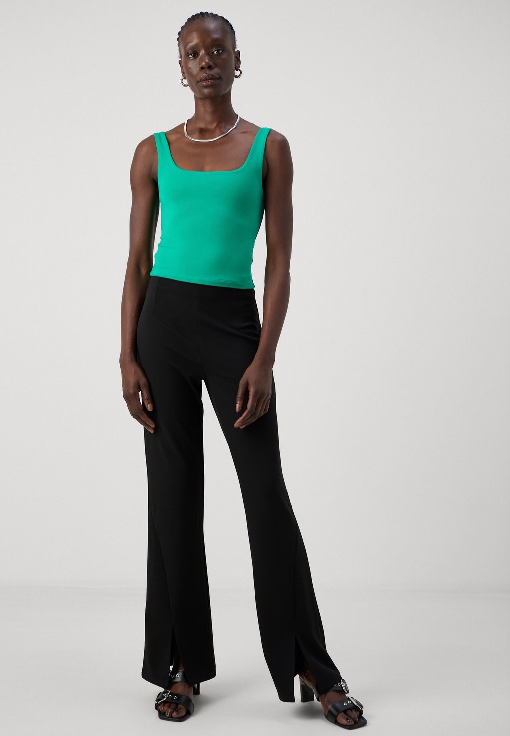 

Брюки VMALLISON BRIT FLARED LEGGING Vero Moda, черный