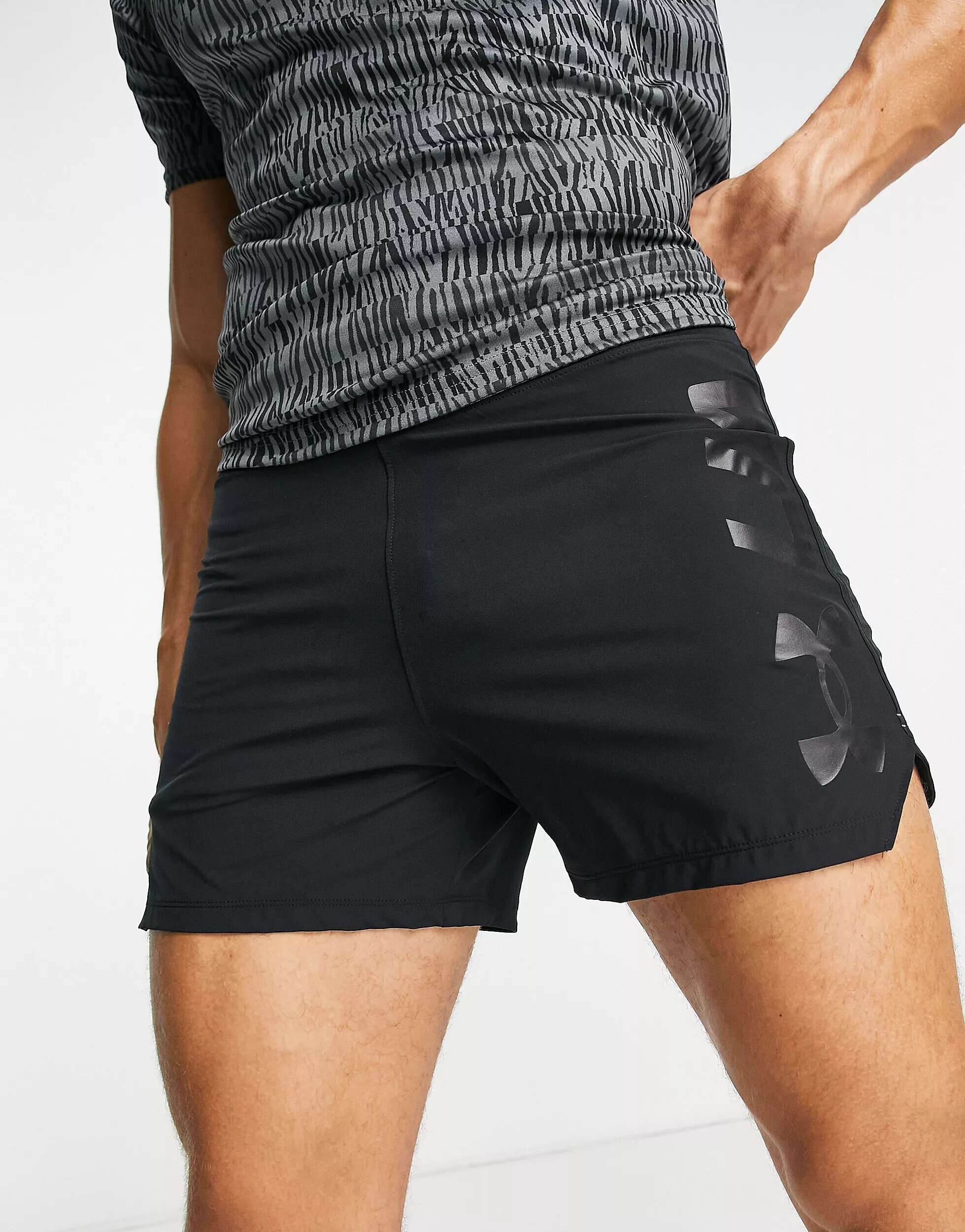 

Черные шорты Under Armour Run Speed ​​Pocket 5 дюймов