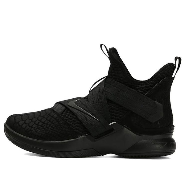 Кроссовки Nike LeBron Soldier 12 SFG EP 'Triple Black', черный фото