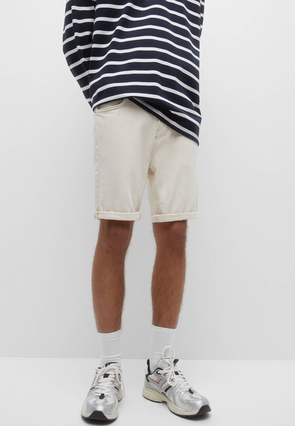 

Джинсовые шорты PULL&BEAR