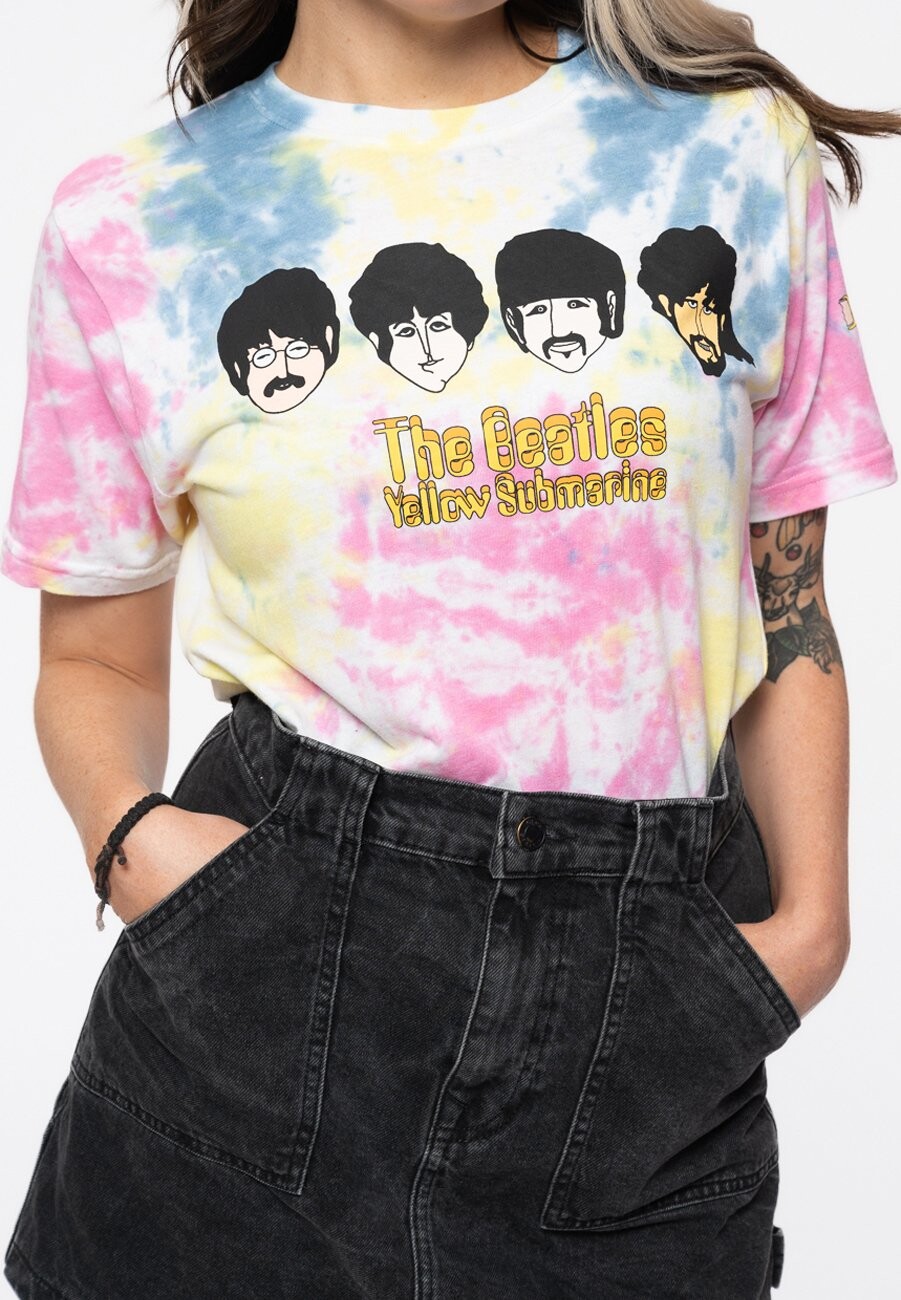 

Футболка с принтом THE BEATLES YELLOW SUBMARINE HEADS & APPLE BONKERS Paradiso Clothing, белый