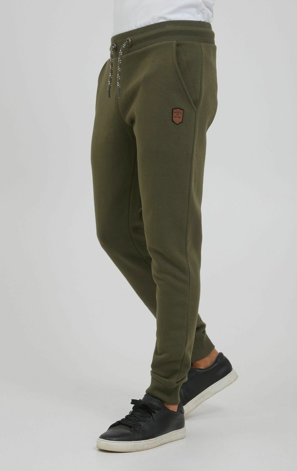 Спортивные штаны IDHULTOP INDICODE JEANS, цвет army брюки для бега idhultop indicode jeans цвет navy