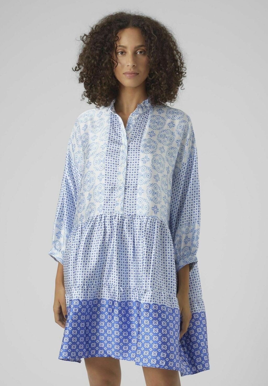 

Рубашка классическая Vero Moda KLEID VMLEVI WVN EXP, береза ​​2