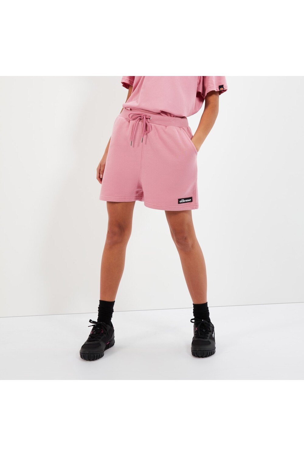

Шорты - Розовый - Нормальная талия Ellesse