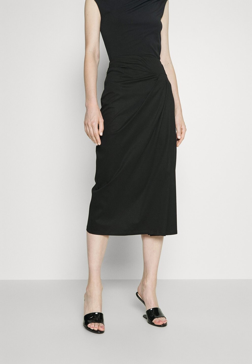 

Юбка-карандаш WEEKEND MaxMara, черный