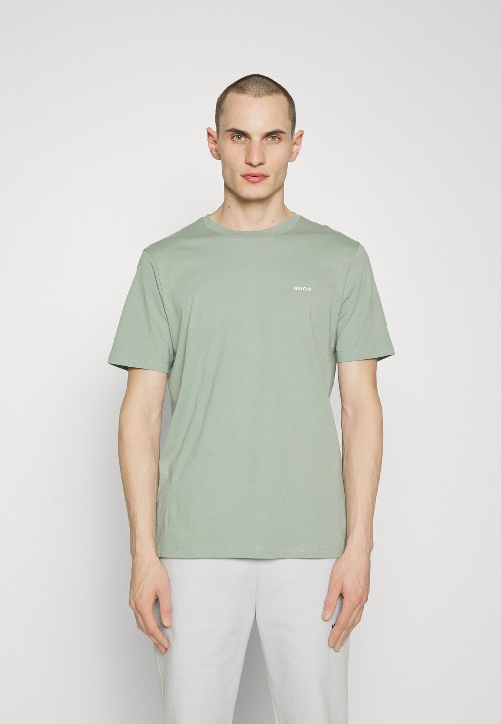 Футболка базовая Dero HUGO, цвет light pastel green