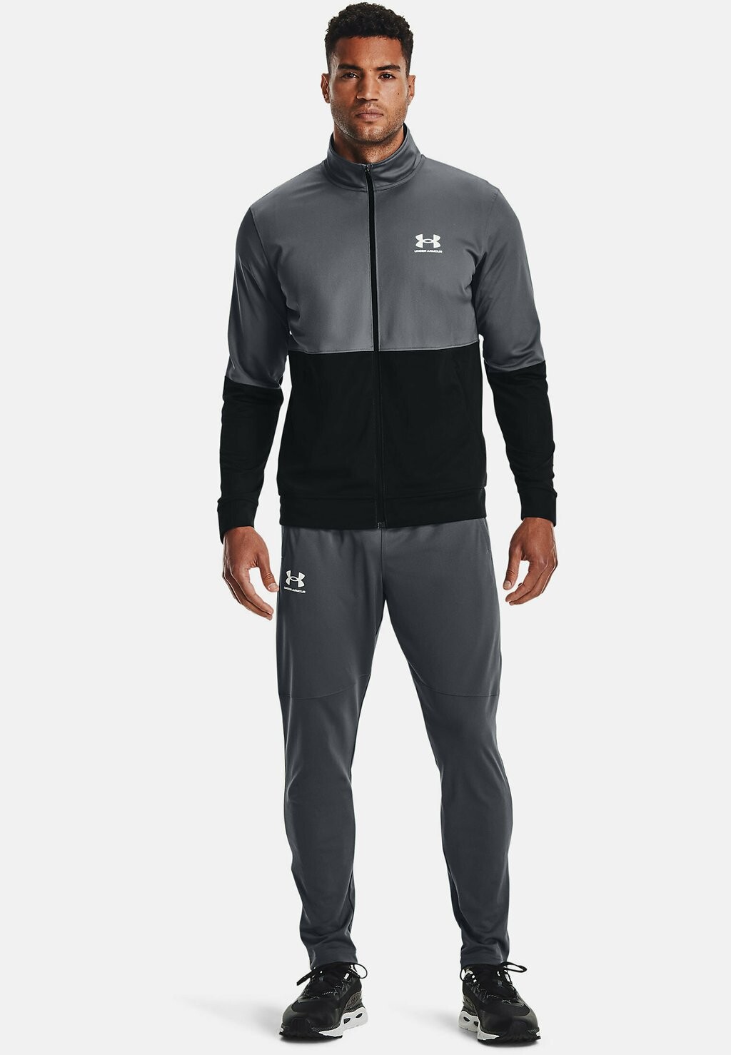 

Спортивный костюм Under Armour