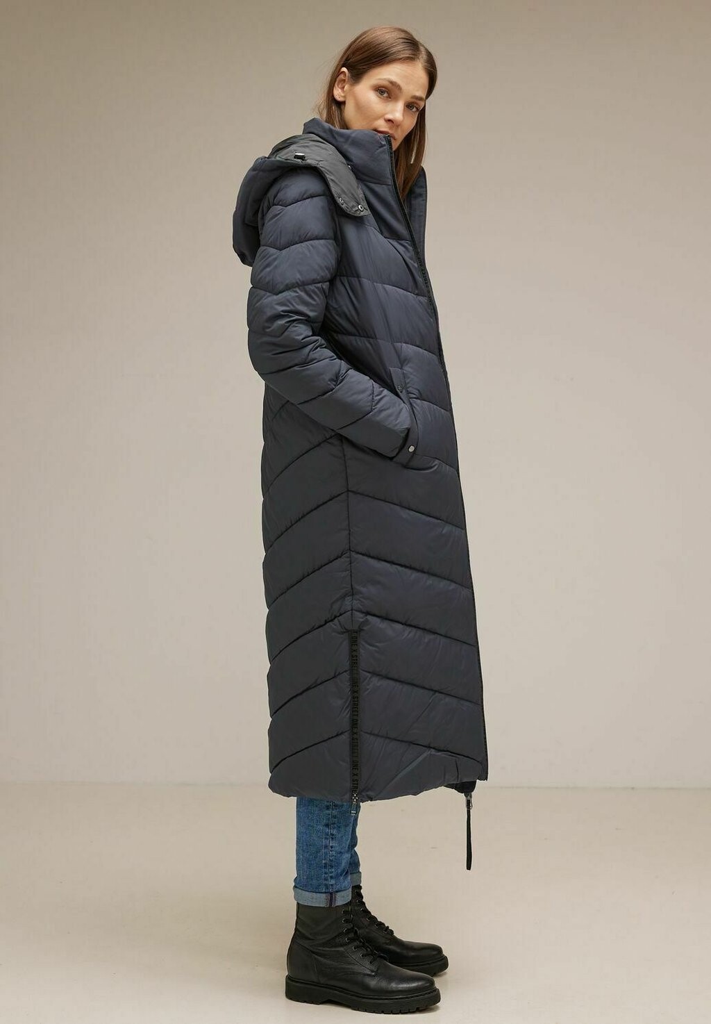 

Зимнее пальто Street One, цвет blau